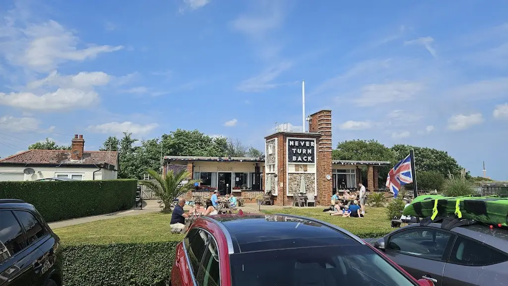 bertie malco_Never Turn Back_Caister-on-Sea_review