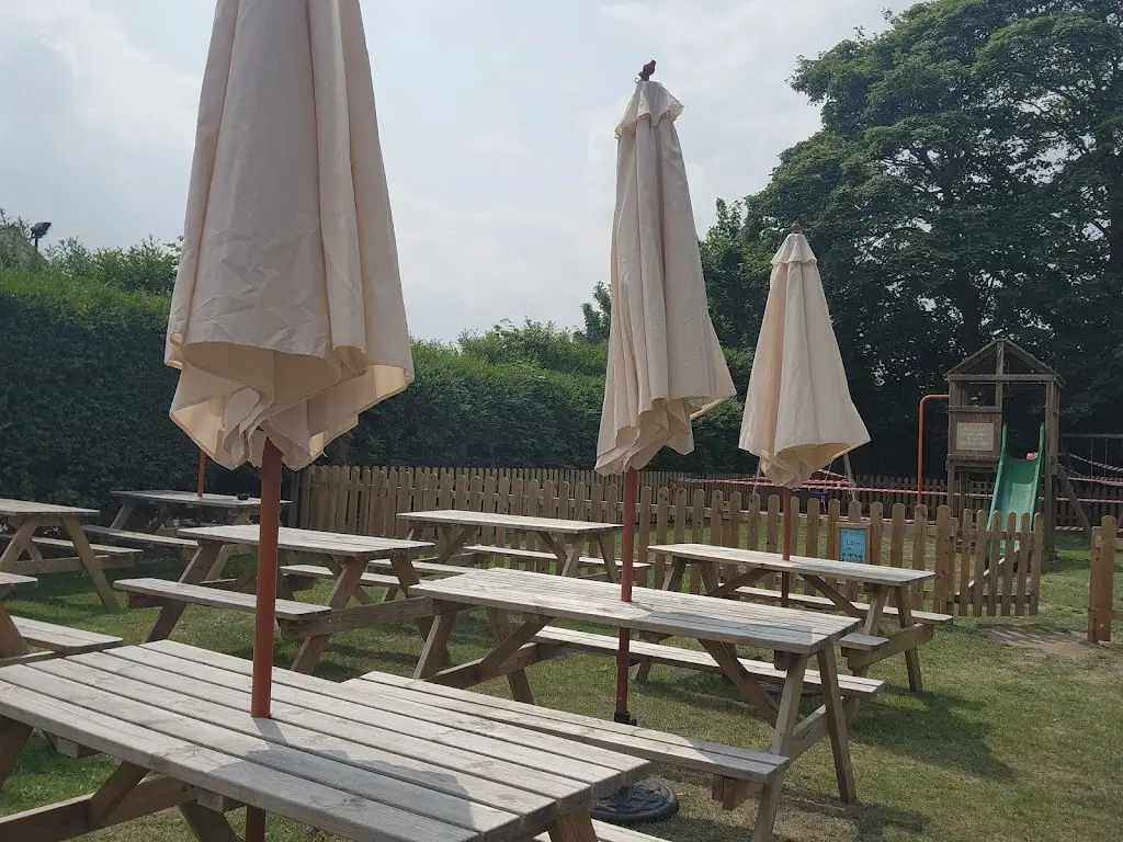 Brian_Gate Caister_Caister-on-Sea_review