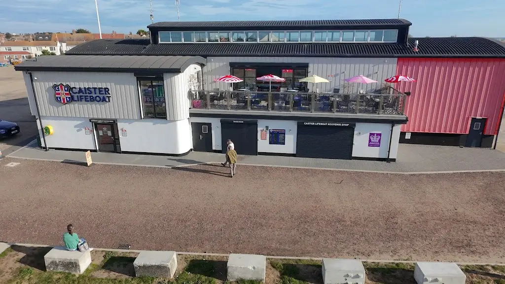 The Lookout Bistro and Kiosk_Caister-on-Sea_slider_image_1