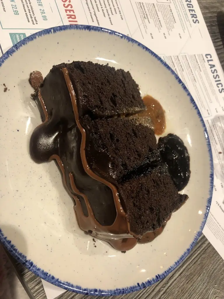 Emma Roberts_Coasthouse_Caister-on-Sea_review