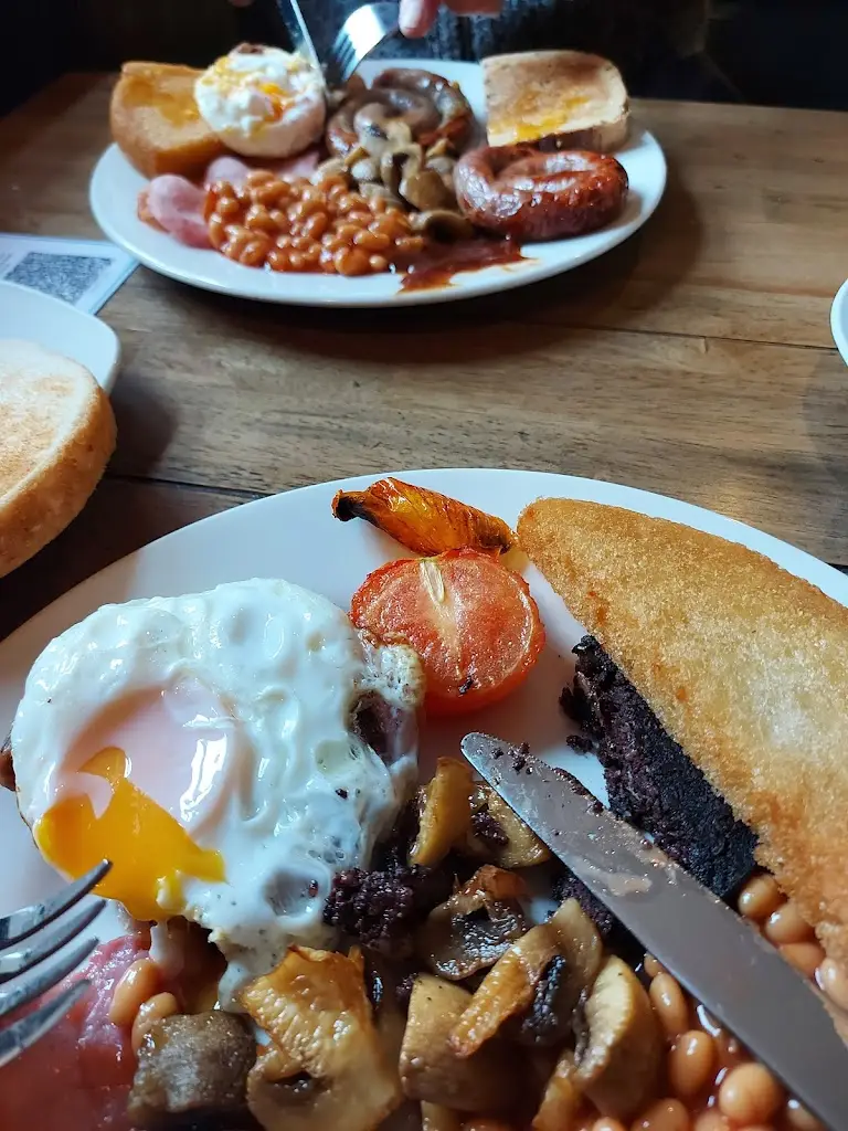 Menu_Crown & Cushion Inn_Appleby_imagen_6