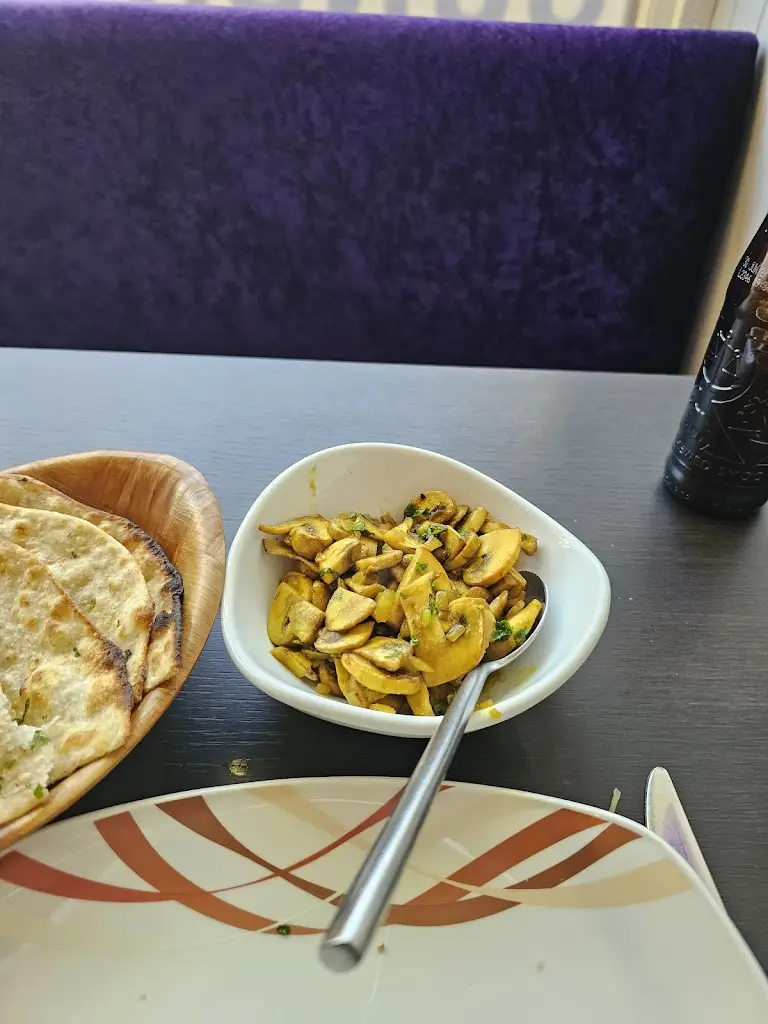 Menu_Misha_Caister-on-Sea_image_7