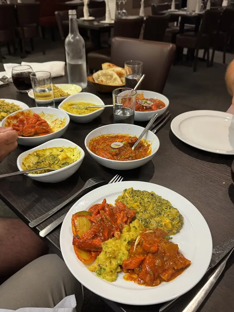 Mark Edwards_Misha_Caister-on-Sea_review