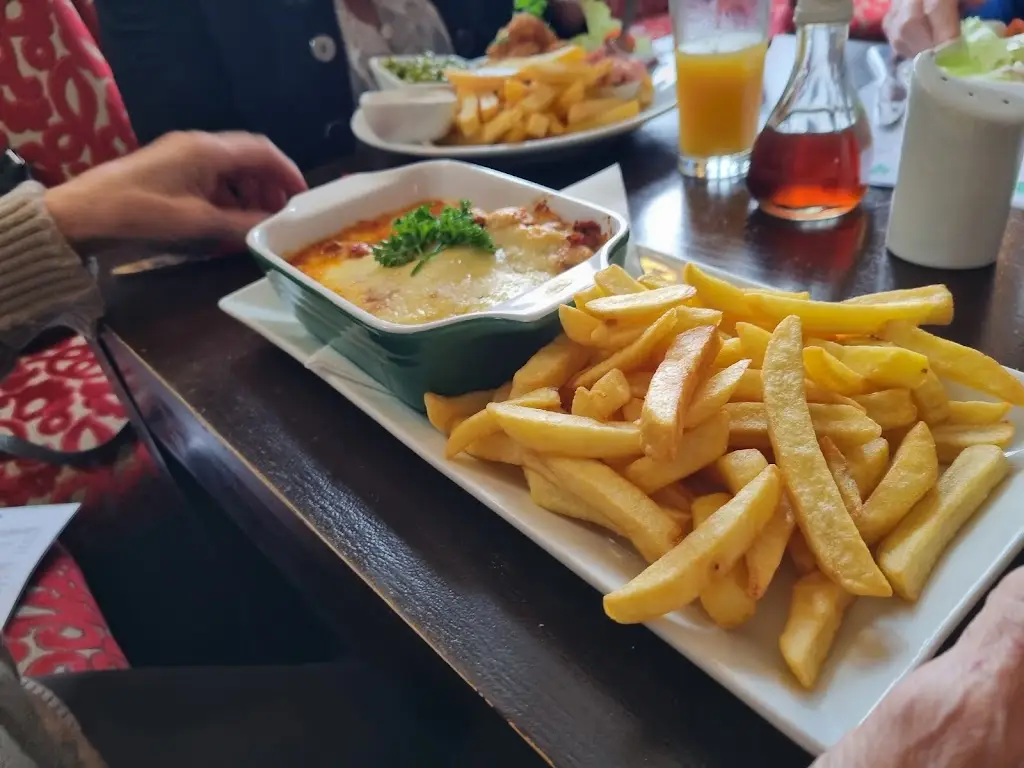 S.L.A._The Avenue_Caister-on-Sea_review