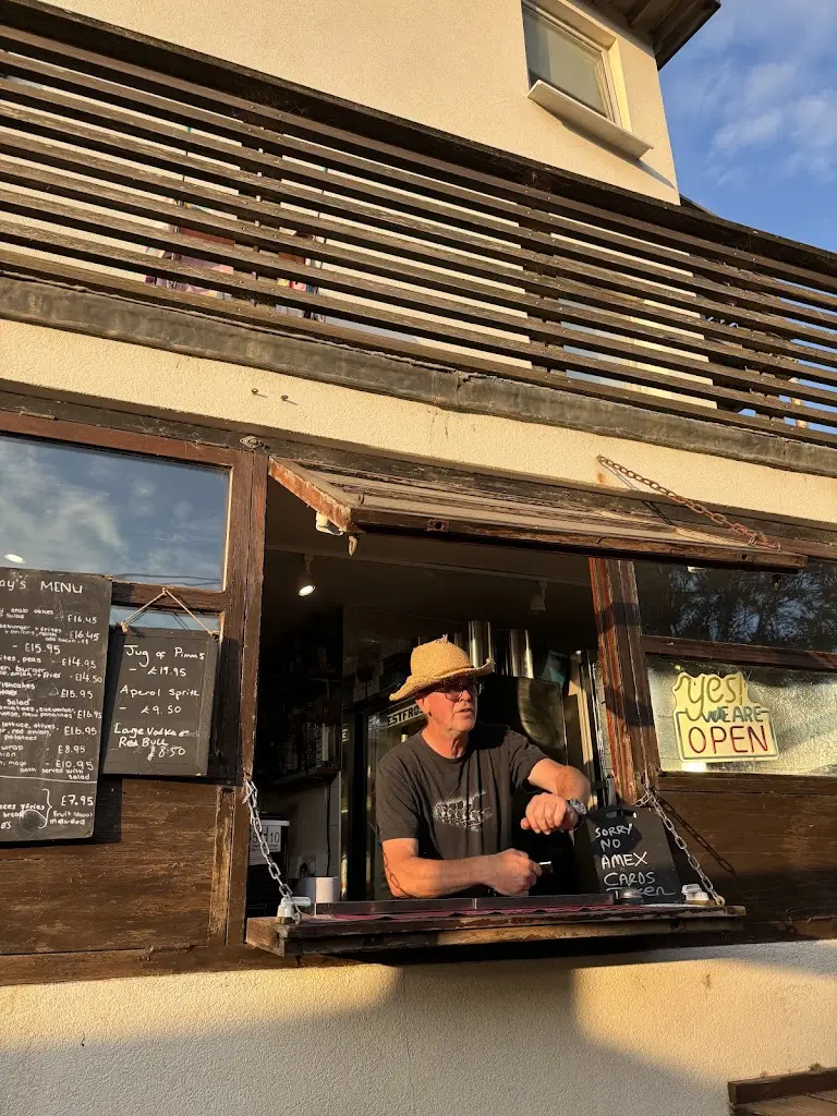 Aden Cotter_Rye Bay Bar & Grill_Camber_review