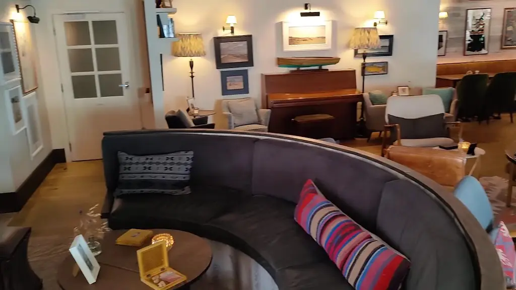 The Gallivant_Camber_slider_image_2