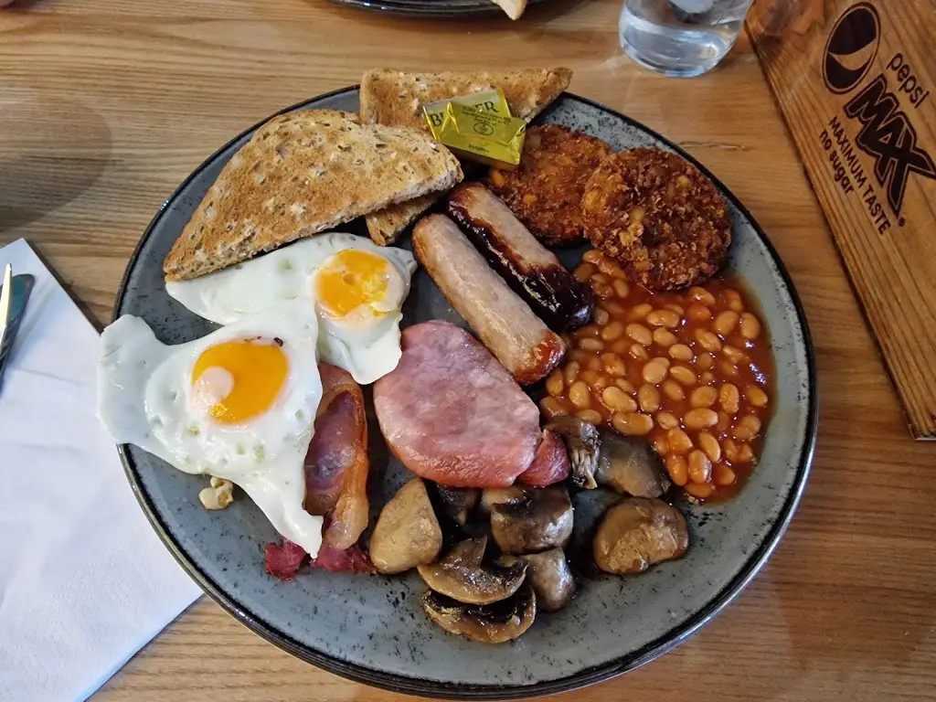 The Boathouse_Camber_slider_image_3