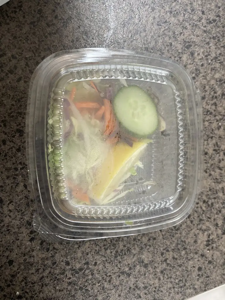 Blackadeus c-e_Khanz Indian Restaurant & Takeaway_Camber_review