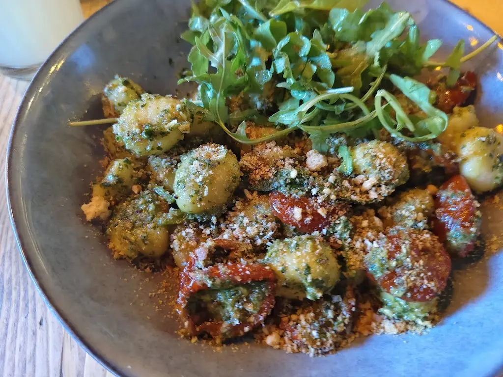 Chaya Ko_The Fig_Camber_review