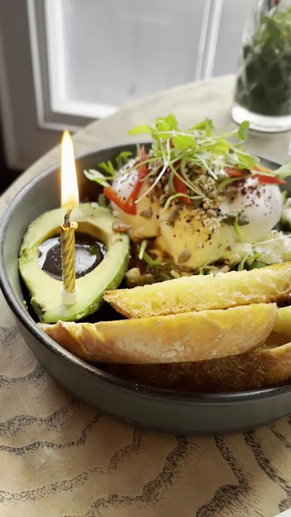 The Fig_Camber_slider_image_2