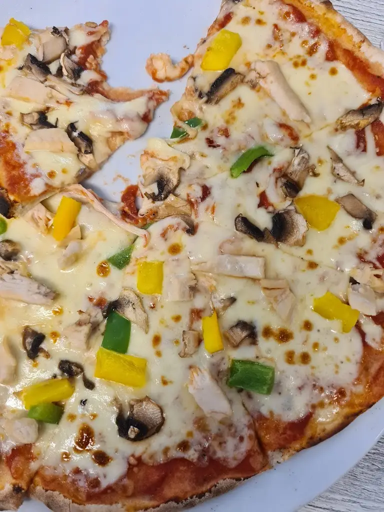 Antonio’s Pizzeria_Camber_slider_image_2