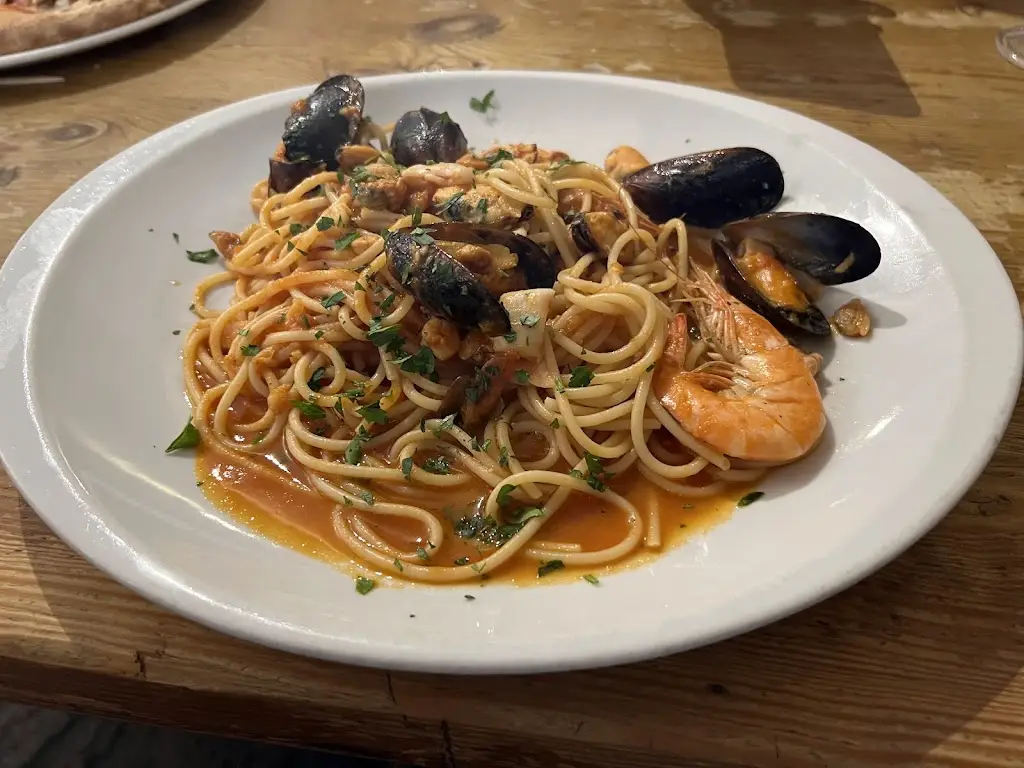 Simply Italian_Camber_slider_image_3