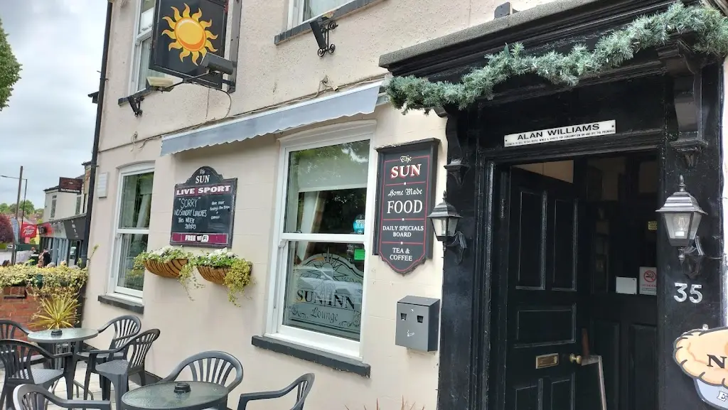 mick knapton_The Sun Inn_Acomb_review