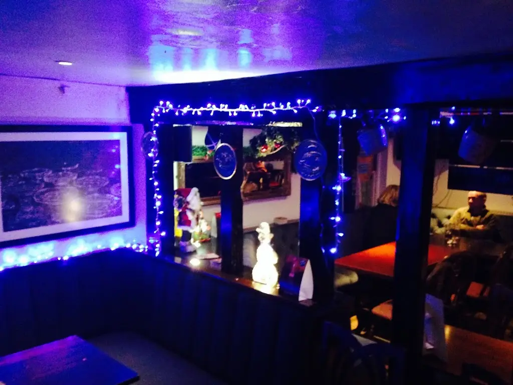 White Horse Inn Capel St Mary_Capel Saint Mary_slider_image_2