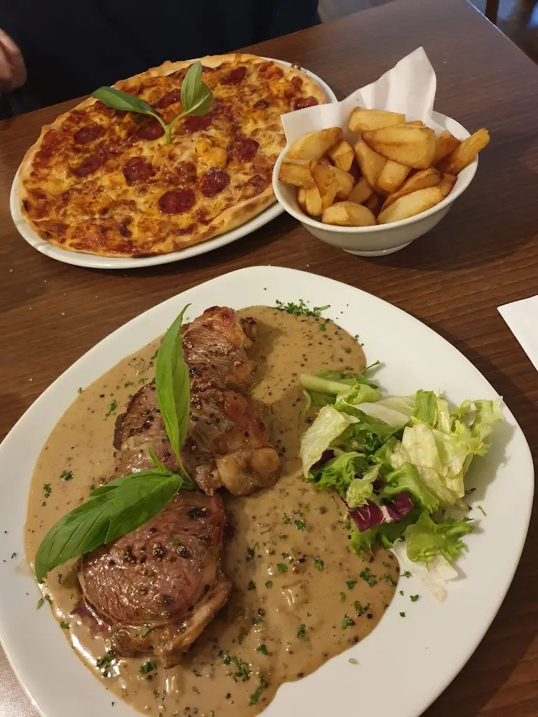 Menu_La Famiglia_Amble_image_9