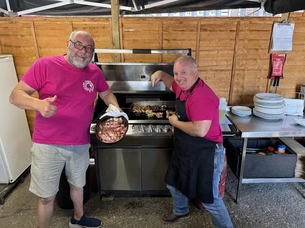 Terri-Louise Ballard_Rob's Filling Station_Canford Heath_review