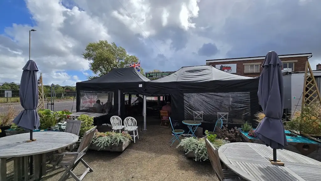 Rob's Filling Station_Canford Heath_slider_image_1