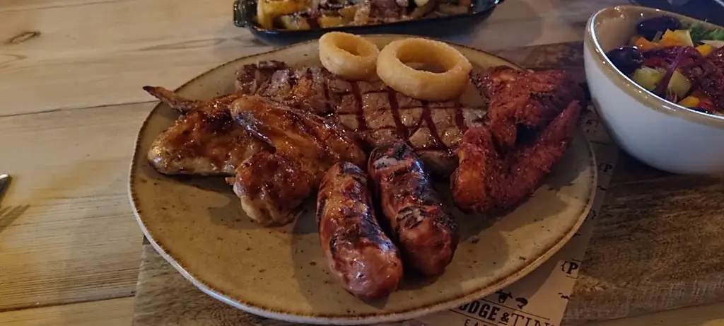 Podge & Tin Eatery_Cannock_slider_image_2