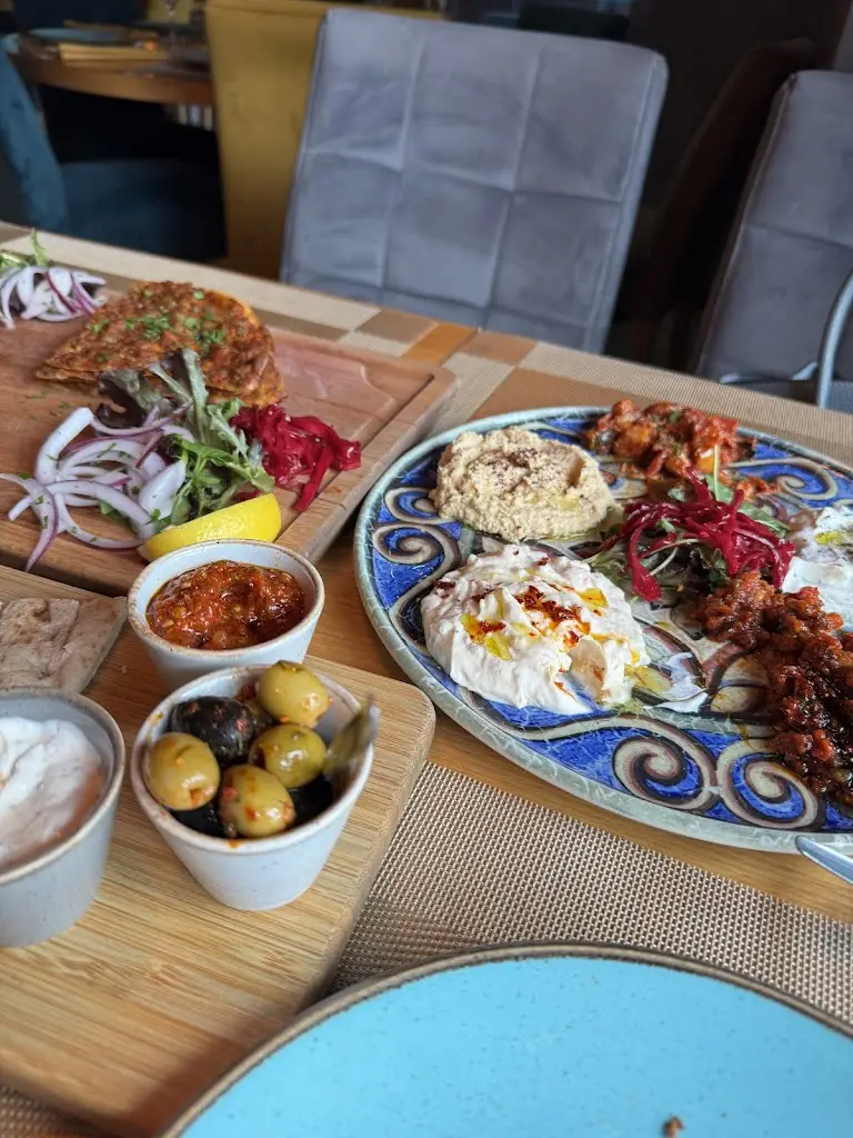 Michelle Oten_Meze_Cannock_review