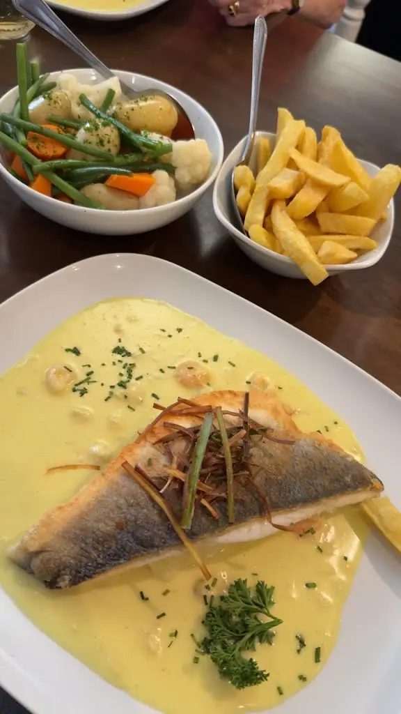 Katherine Mesri_The Rag_Cannock_review