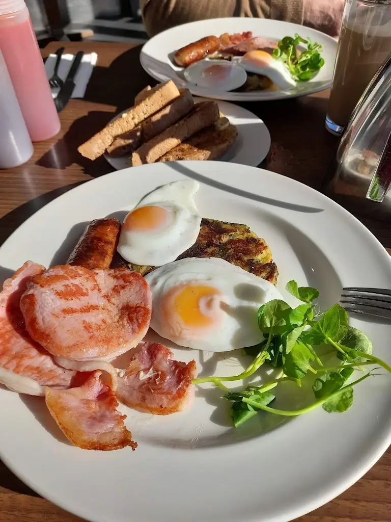 Menu_Labworth Cafe_Canvey Island_image_7