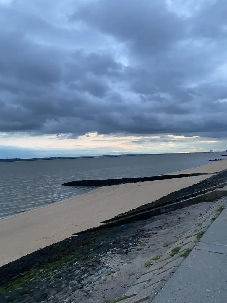 Canvey Seafront_Canvey Island_slider_image_3