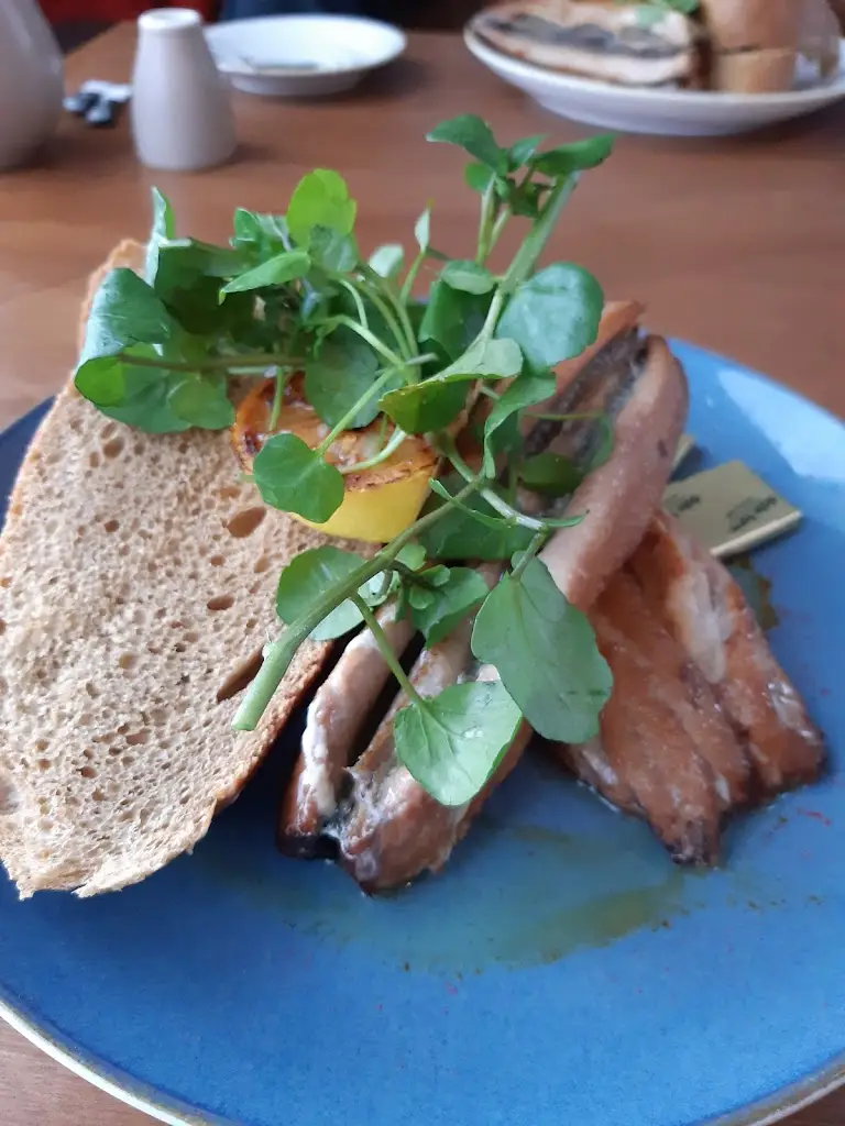 Menu_Lilly’s Landing_Amble_image_5