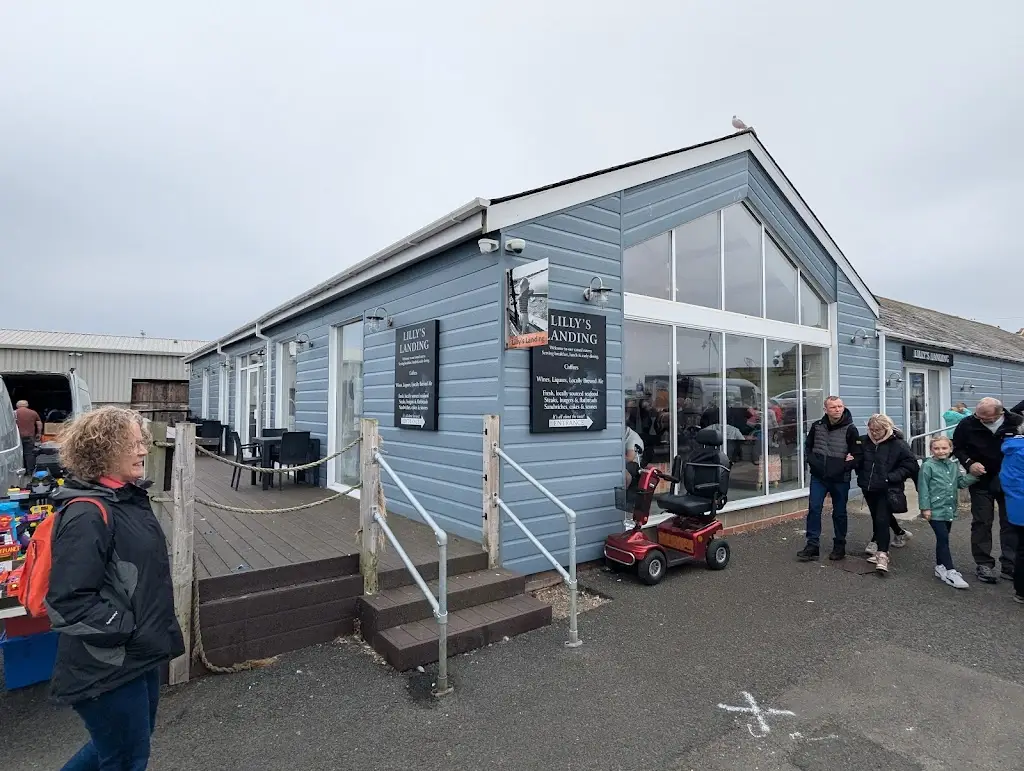 Neil Marsden Snr_Lilly’s Landing_Amble_review