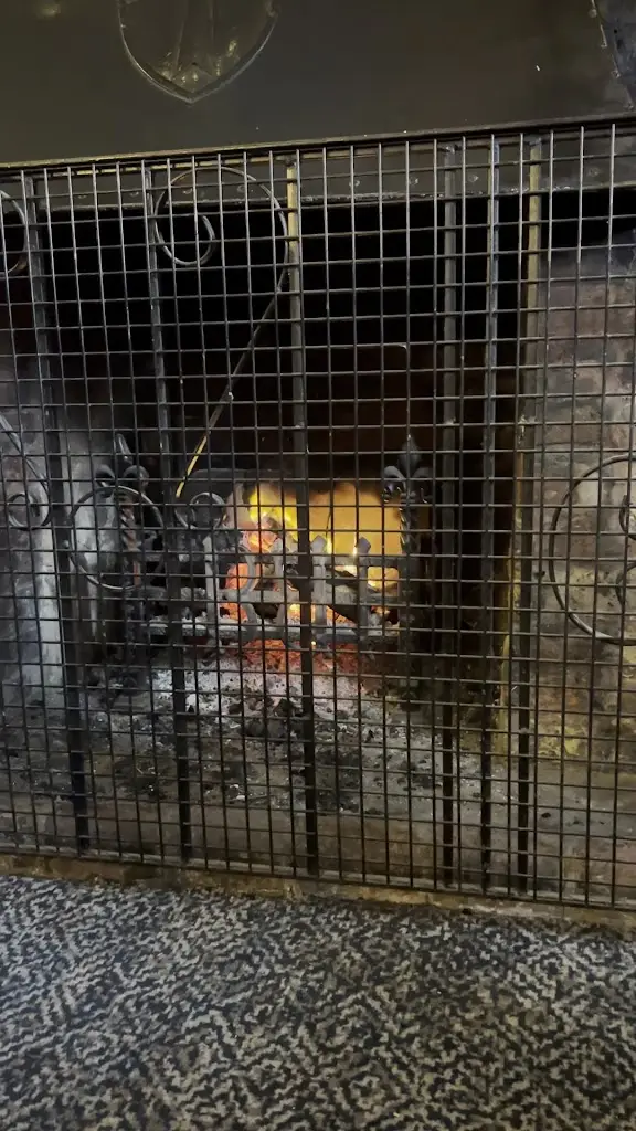 Ioana Maria_Lobster Smack_Canvey Island_reseña