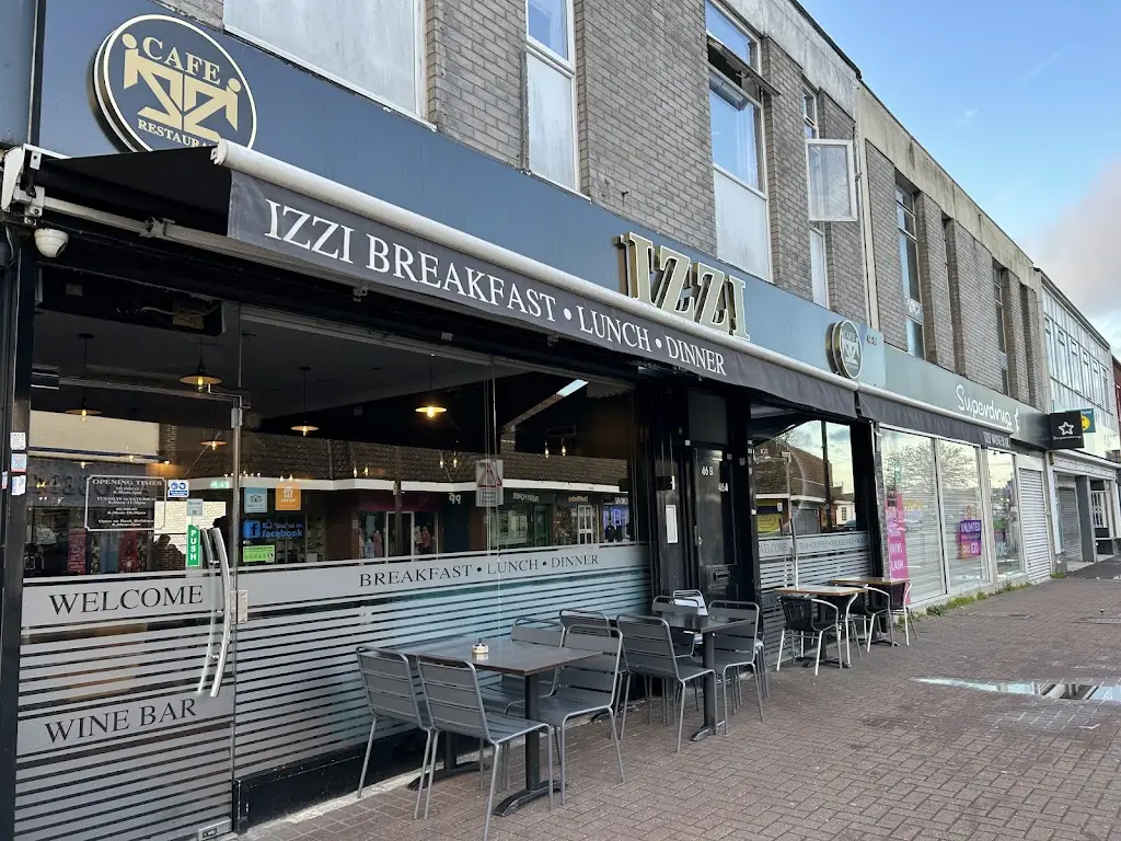 Guidge54_Izzi_Canvey Island_reseña