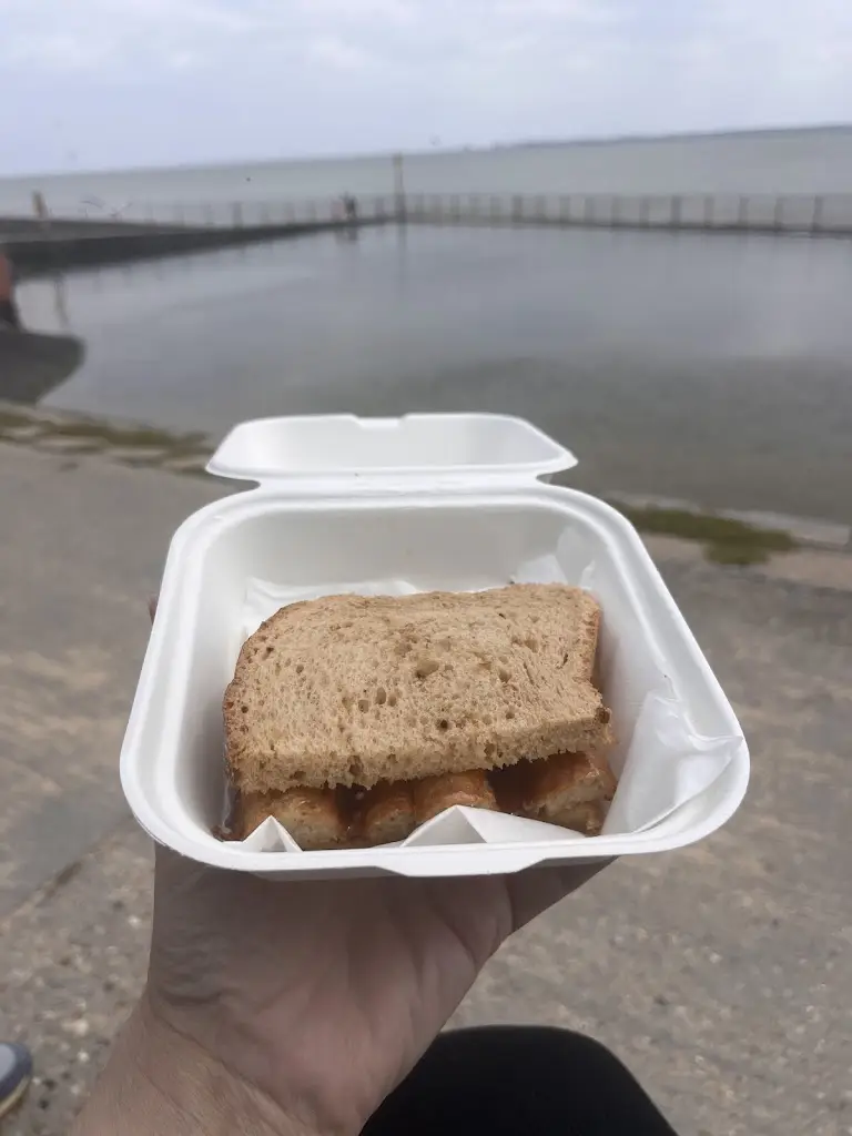 Deanne Lodge_The Bay Café_Canvey Island_recensione