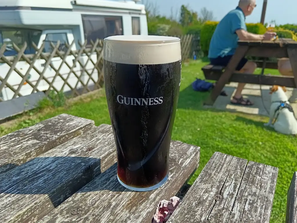 The Royal Oak_Capel le Ferne_slider_image_2