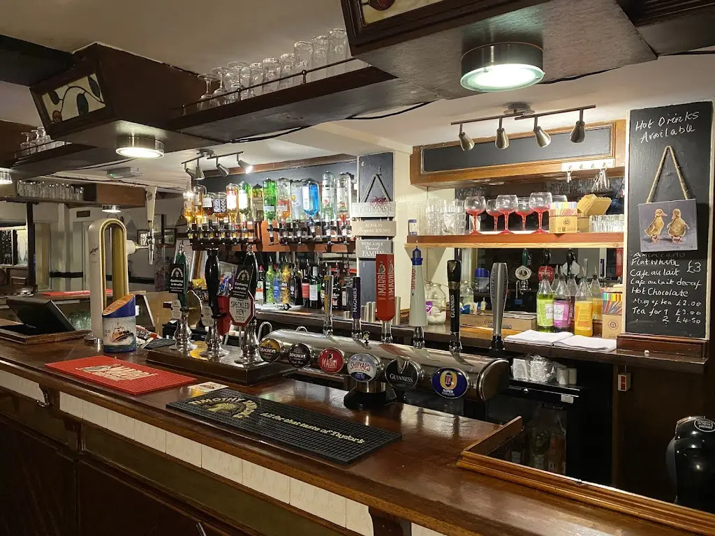 The Valiant Sailor_Capel le Ferne_slider_image_2