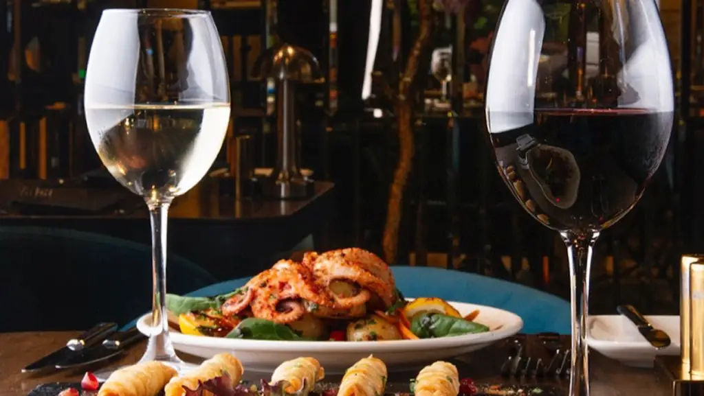 Rosemont Restaurant & Cocktail Bar_Capel le Ferne_slider_image_3