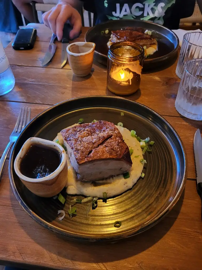 Fenra_Marleys_Capel le Ferne_review