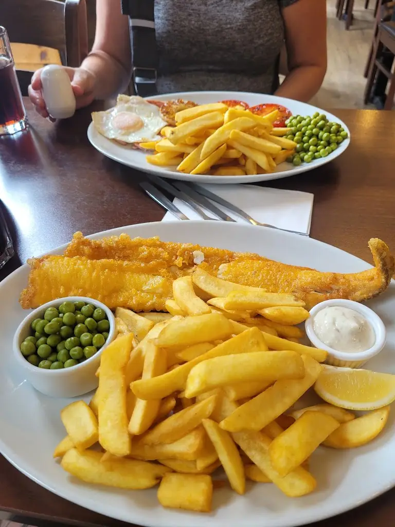 Menu_The Captain's Table Cafe_Capel le Ferne_image_6