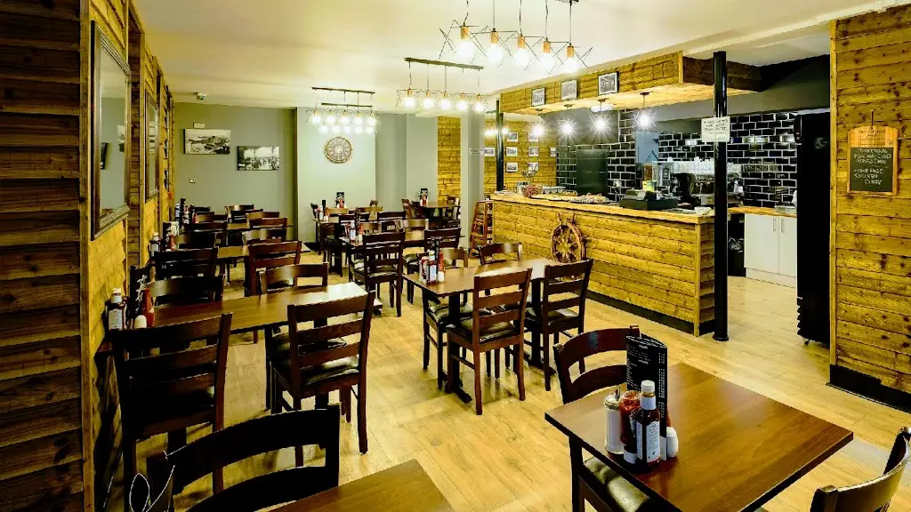 The Captain's Table Cafe restaurant in Capel le Ferne