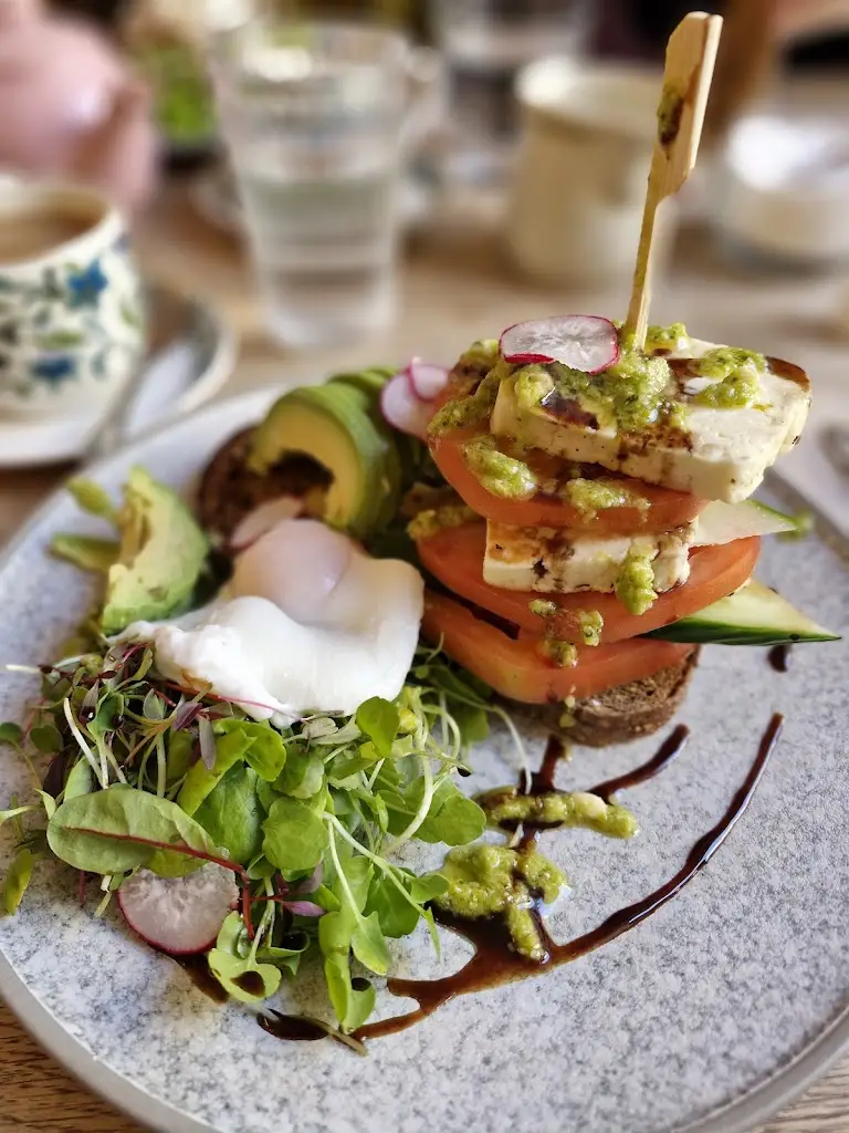 Heather C_Burnt Honey_Castle Cary_review