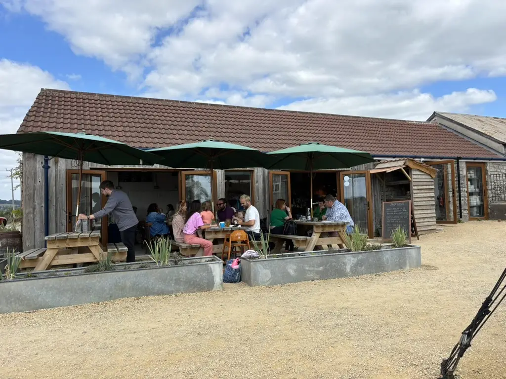 Melanie Cable-Alexander_Higher Farm_Castle Cary_review