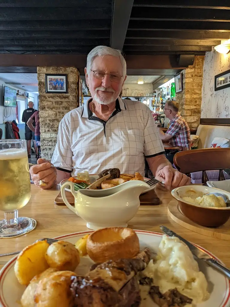 Menu_The Masons Arms_Carterton_image_3