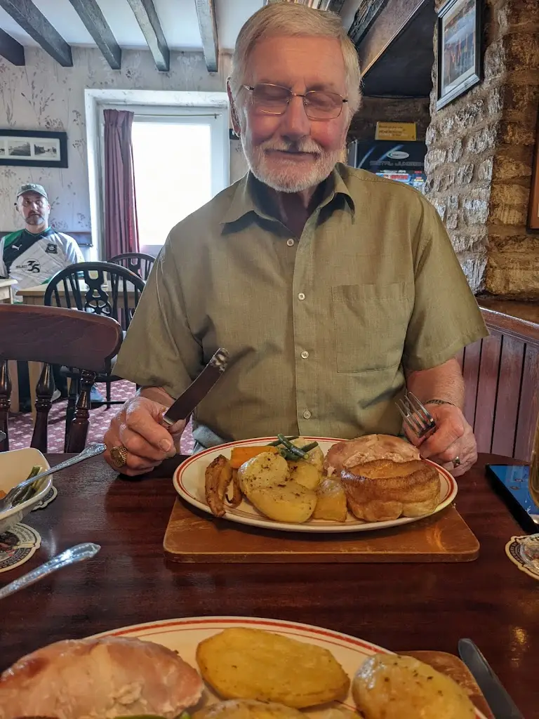 Menu_The Masons Arms_Carterton_image_8