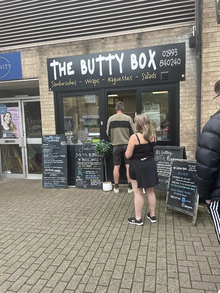 Jake Platinum_The Butty Box Limited_Carterton_review