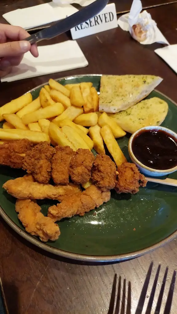 Bev Jones_Manor Farm - Dining & Carvery_Castle Vale_review