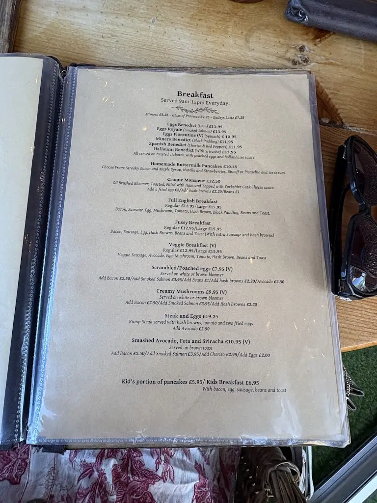 Menu_The Twisted Tree_Castleford_image_4