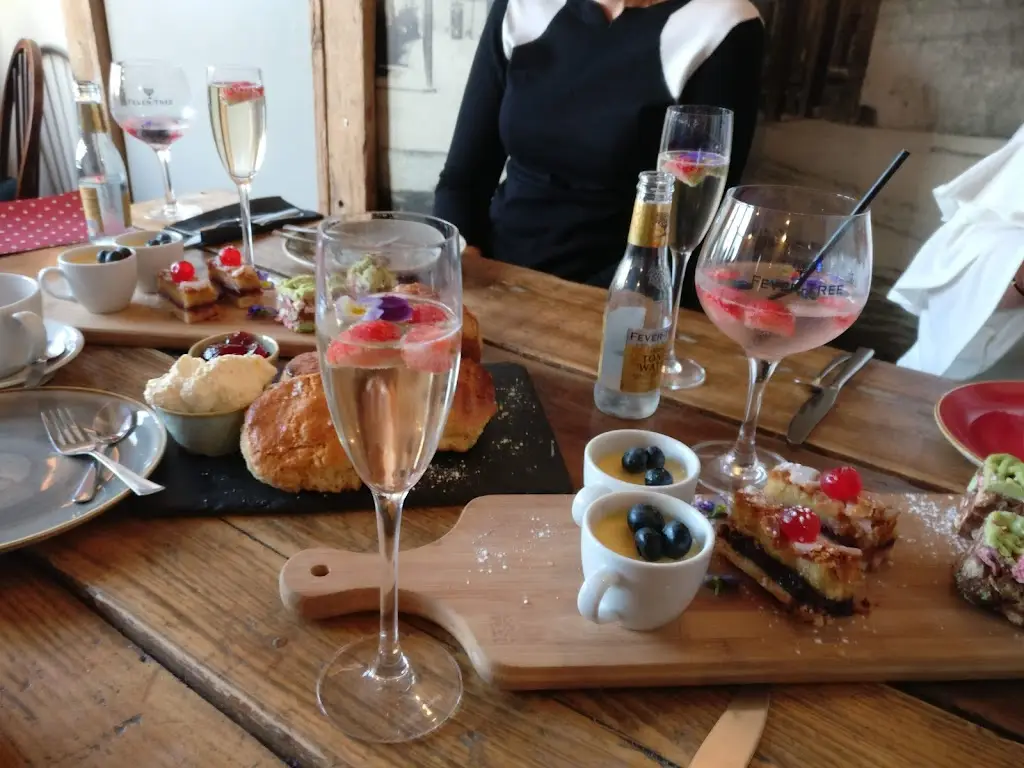 Menu_The Twisted Tree_Castleford_image_7