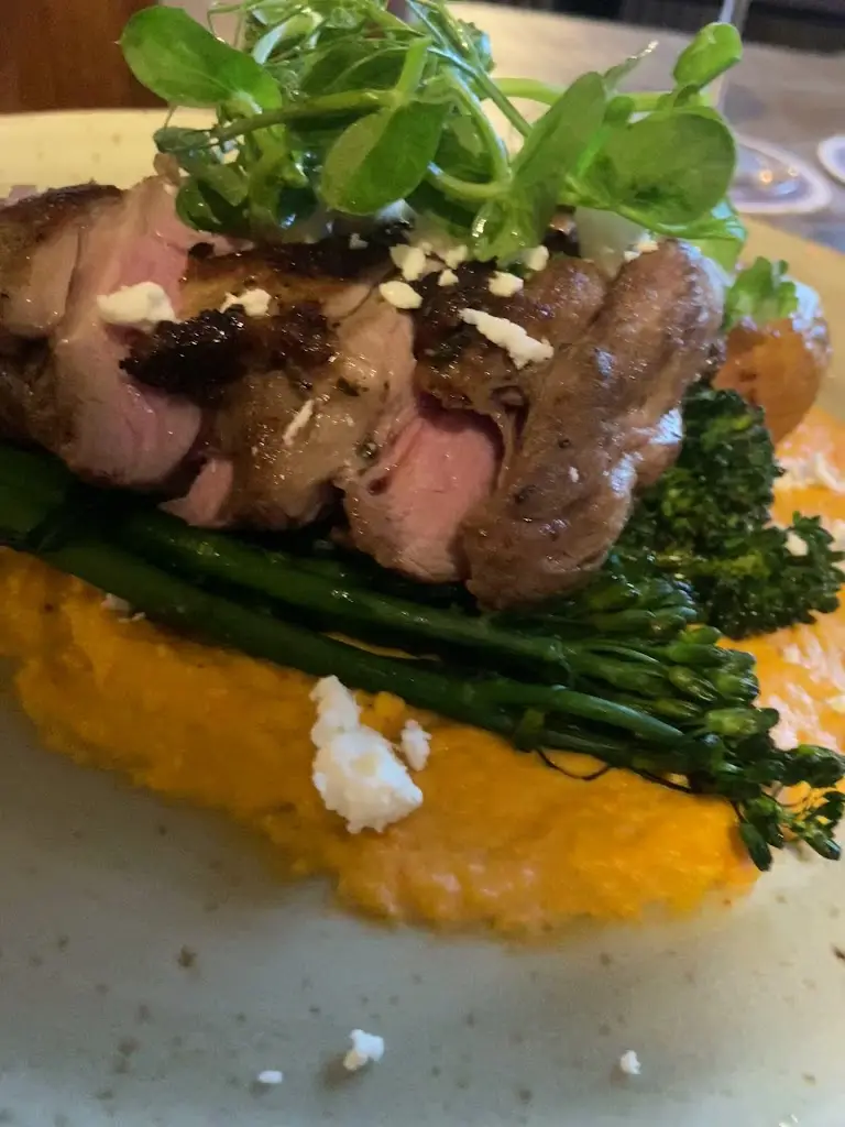 The Twisted Tree_Castleford_slider_image_2