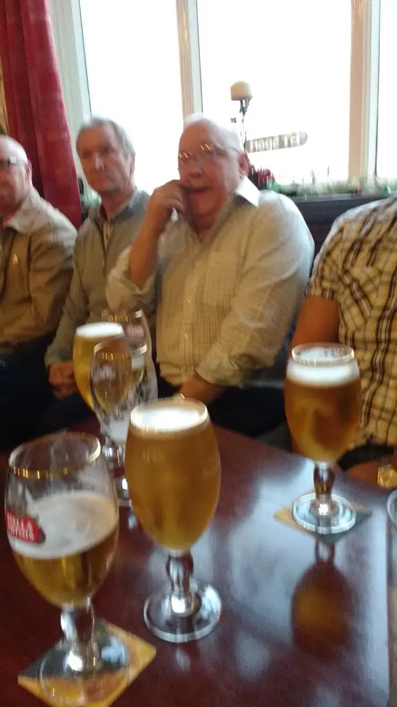 Menu_The Schooner_Amble_image_2