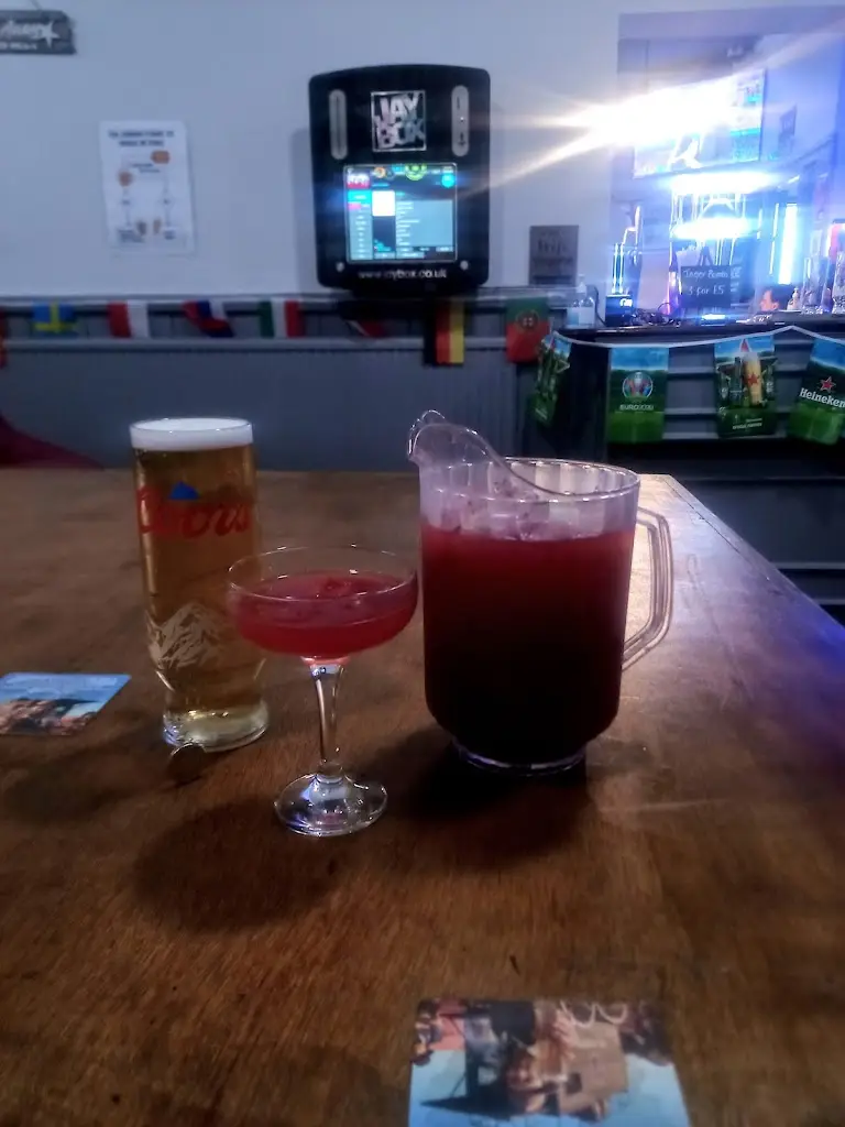 Menu_The Schooner_Amble_image_3