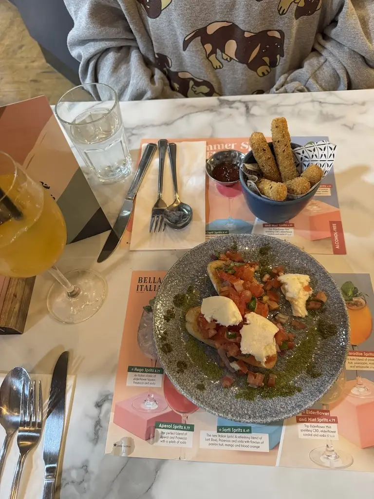 Jasmin loxton_Bella Italia - Castleford_Castleford_review