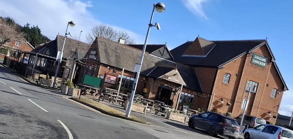 LM H_Singing Chocker_Castleford_review